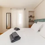 Old Town Units - Mala&vela By Belmont Realty 아파트 *