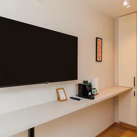 Old Town Units - Mala&vela By Belmont Realty * זאדאר