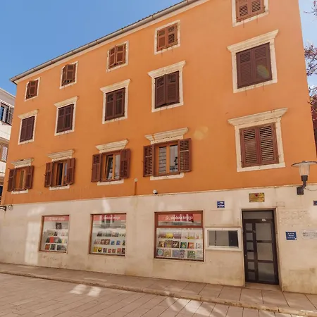 Old Town Units - Mala&vela By Belmont Realty * זאדאר