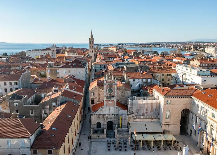 Apartment Old Town Units - Mala&vela By Belmont Realty