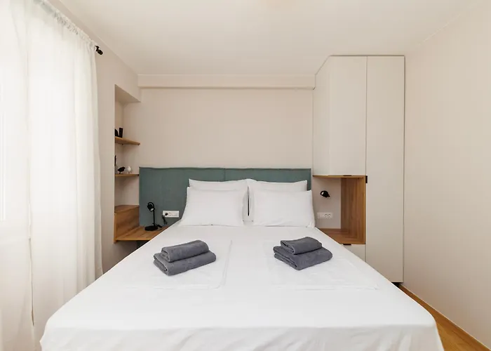 Apartment Old Town Units - Mala&vela By Belmont Realty *